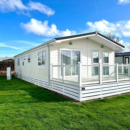 Bluebell Lodge, Dog Friendly South Cerney Esterno foto